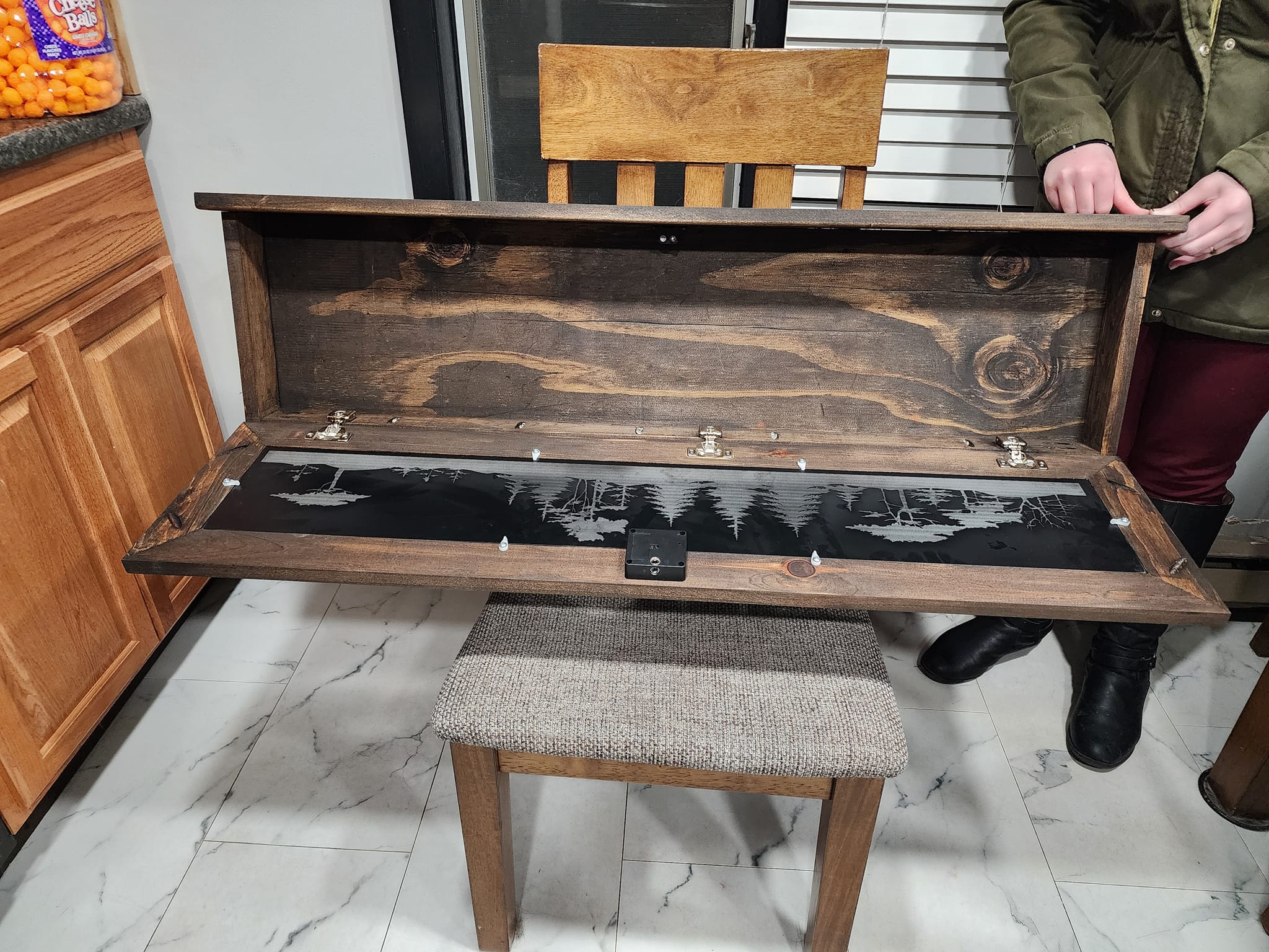 Open engraved gun rack